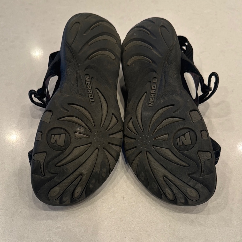 Merrell Women's Black Sandals - Picture 7 of 9